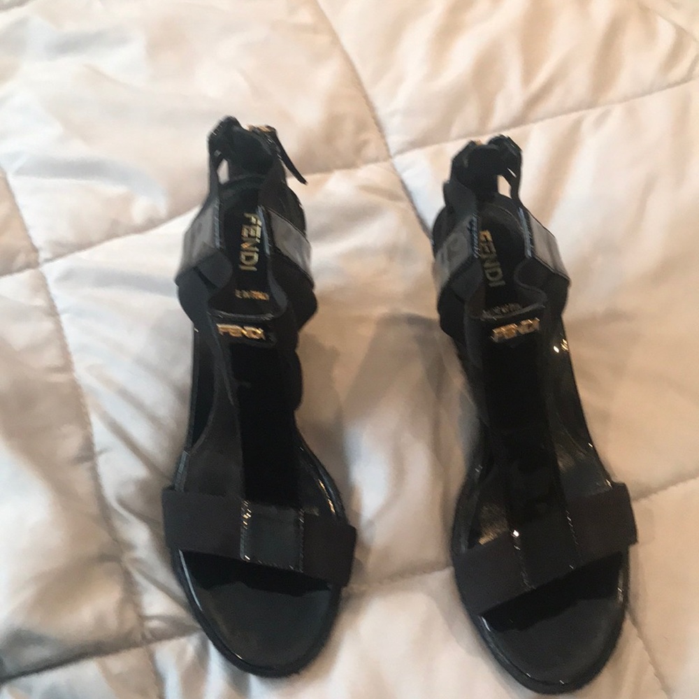 You’re next favorite black shoe!